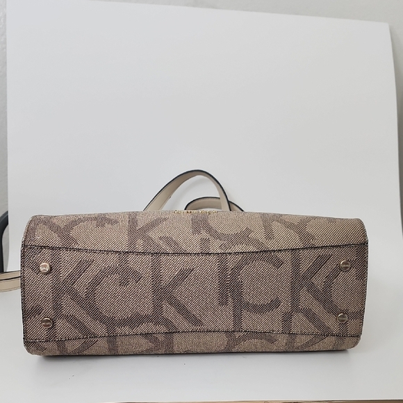 Calvin Klein Hayden Monogram Chain Satchel - Picture 5 of 12